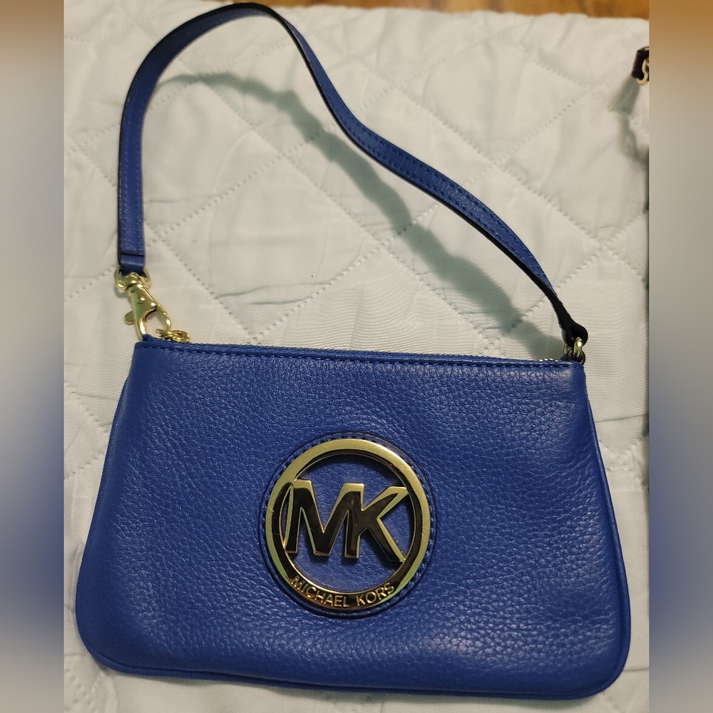 Micheal Kors Wristlet